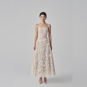 Cult Mia Octavia lace dress in beige Size M NWT